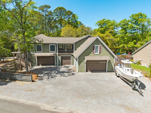 86 Lake Trl, Pawleys Island, SC, 29585-7211 | Card Image