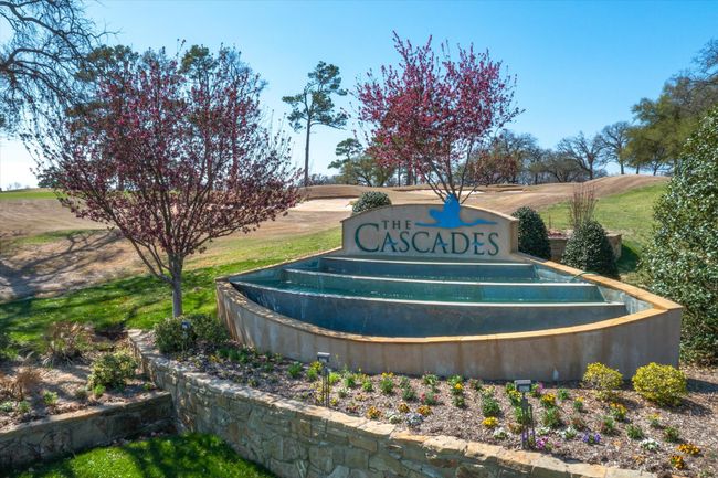 View of community sign | Image 13