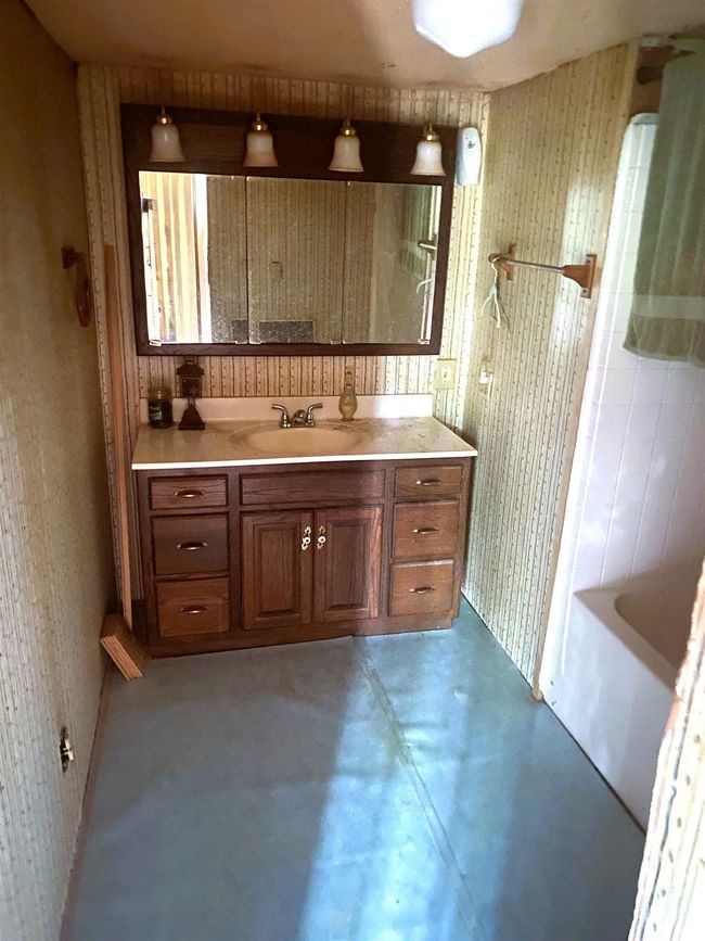 5932 N 500 E, House other with 4 bedrooms, 2 bathrooms and null parking in Urbana IN | Image 10