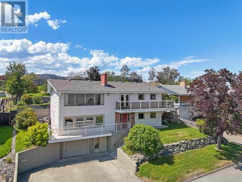 421 Mcgill Rd, Kamloops, BC, V2C1M4 | Card Image