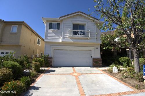 3035 Hollycrest Ave, Thousand Oaks, CA, 91362-4990 | Card Image