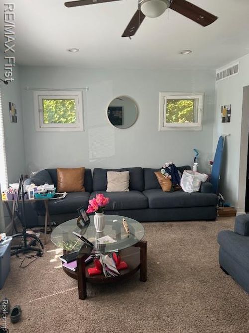 3794 Tyler St, Detroit, MI, 48238-3220 | Card Image
