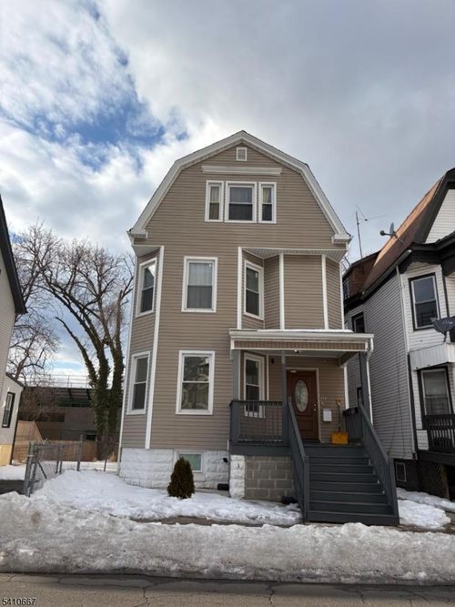 apt-1-205 N Clinton St, East Orange, NJ, 07017-3948 | Card Image