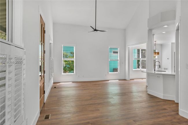 1003 10 Th St, House other with 3 bedrooms, 3 bathrooms and null parking in Port Royal SC | Image 4