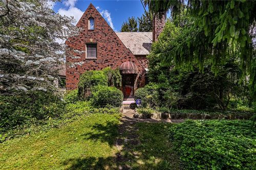 4300 Brownsville Rd, Pittsburgh, PA, 15236-1906 | Card Image