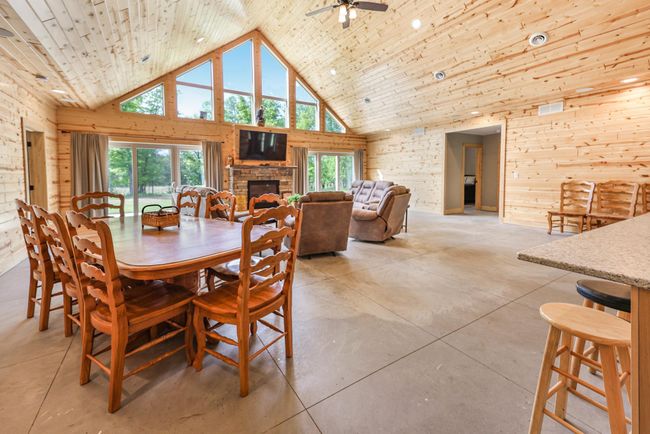 Great Room | Image 8