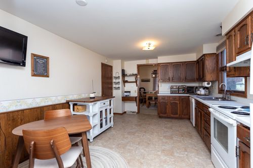 1738 W 6th St, Red Wing, MN, 55066-2012 | Card Image