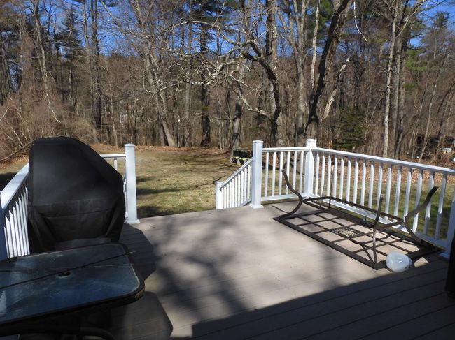 87 N Lowell Rd, House other with 3 bedrooms, 1 bathrooms and null parking in Windham NH | Image 19