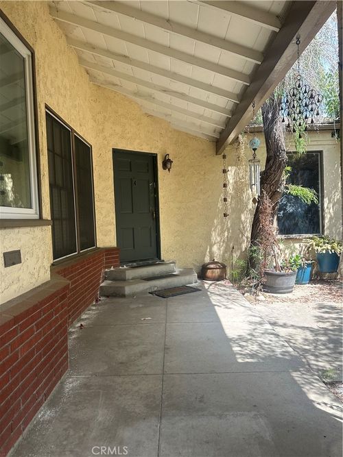 6235 Condon, Los Angeles, CA, 90056 | Card Image