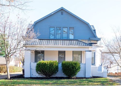 911 N Water St, Uhrichsville, OH, 44683-1459 | Card Image