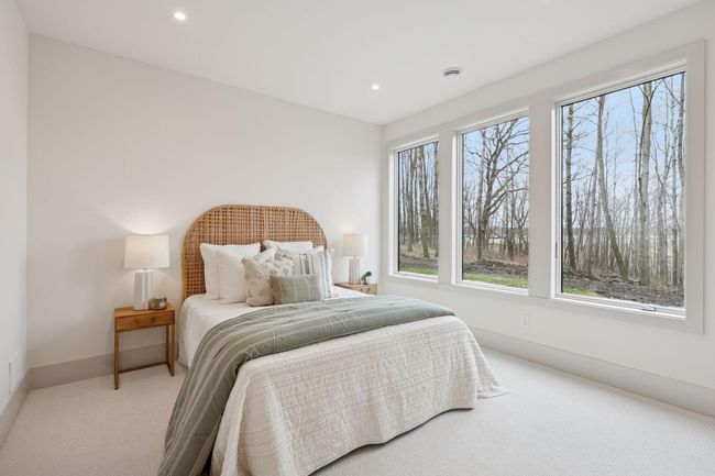Lower Level Ensuite | Image 63