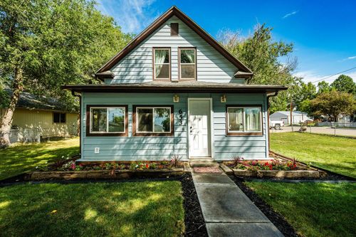 653 E Works St, Sheridan, WY, 82801-4418 | Card Image