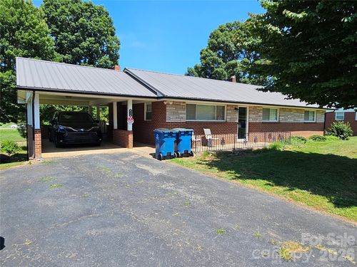 4114 Kendell Pl, Hudson, NC, 28638-9037 | Card Image