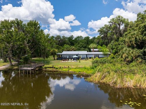 420 S Francis St, Interlachen, FL, 32148-5483 | Card Image