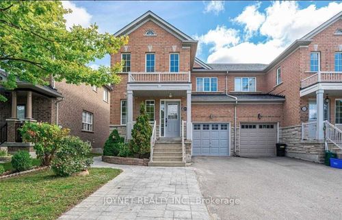 bsmt-323 Flagstone Way, Newmarket, ON, L3X2R8 | Card Image