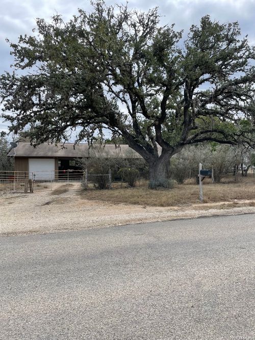 1196 Lower Mason Creek Rd, Bandera, TX, 78003-5869 | Card Image