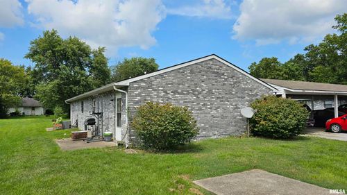 1006 E Griggs St, Marion, IL, 62959-3830 | Card Image