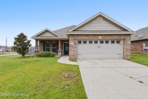 10323 Sweet Bay Dr, Gulfport, MS, 39503-7536 | Card Image