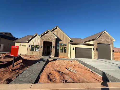 33 N 640 W, Ivins, UT, 84738 | Card Image