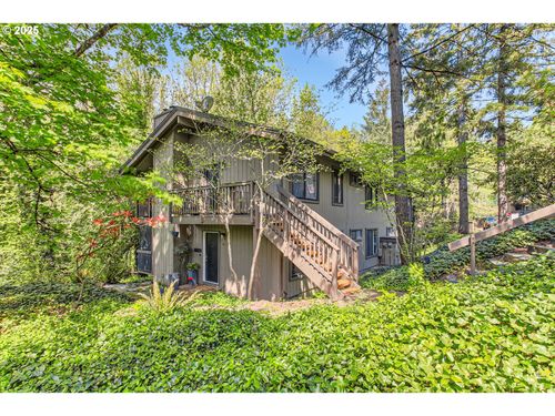 c-7556 Sw Barnes Rd, Portland, OR, 97225-6217 | Card Image