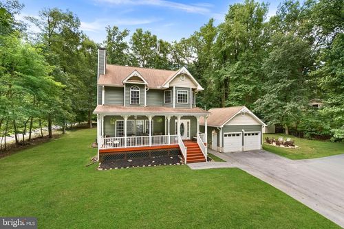1534 Lakeside Dr, HARPERS FERRY, WV, 25425-6849 | Card Image