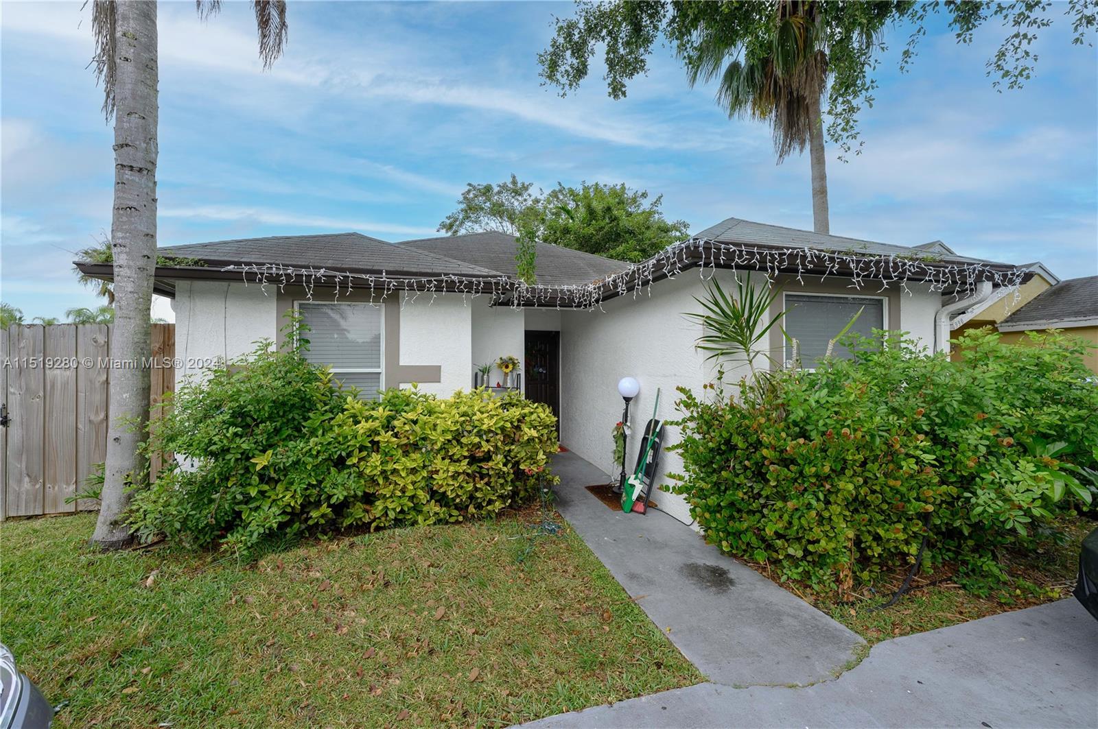 8th Pl, Florida City, FL 33034