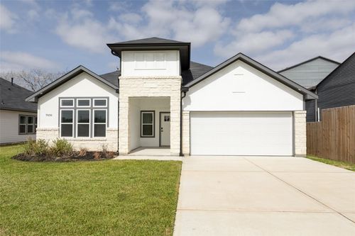 7430 Avenue E, Beasley, TX, 77417-9404 | Card Image