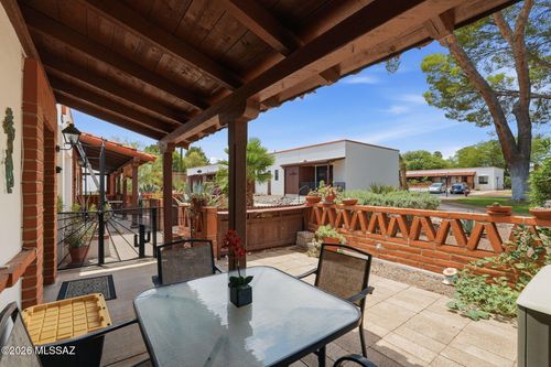 b-135 S Paseo Quinta, Green Valley, AZ, 85614-7115 | Card Image