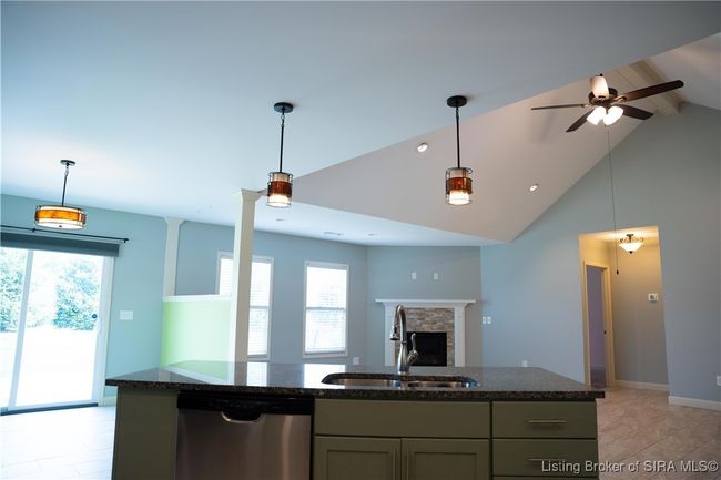Upgraded lighting & ceiling fan. | Image 29