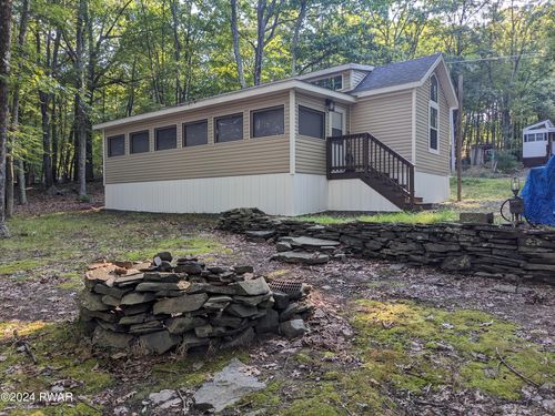 124 Beaver Lane, Shohola, PA, 18458 | Card Image