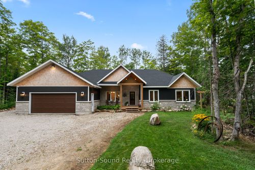 668 Bruce Rd 9, South Bruce Peninsula, ON, N0H2T0 | Card Image