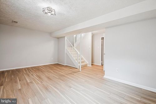 209 S Virginia Ave, FALLS CHURCH, VA, 22046-4129 | Card Image