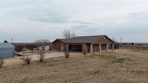 21133 County Street 2560, Binger, OK, 73009-5038 | Card Image
