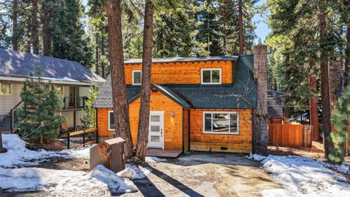 8536 Loch Levon Ave, Kings Beach, CA, 96143 | Card Image