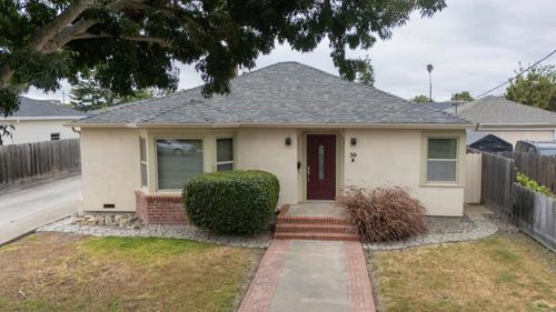 30 Catalina Ave, Salinas, CA, 93901-1320 | Card Image
