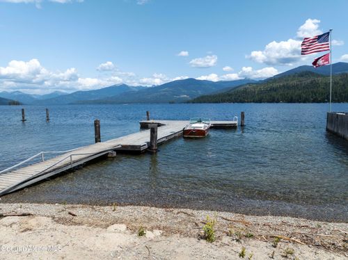 733 Hagman Rd, Nordman, ID, 83848-9728 | Card Image