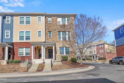 3017 Summerhouse Rd, Cary, NC, 27519-0520 | Card Image