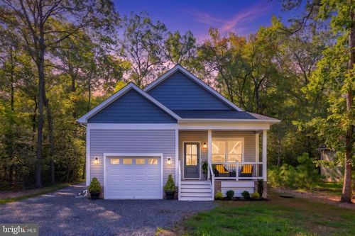 312 9th St, COLONIAL BEACH, VA, 22443-1620 | Card Image