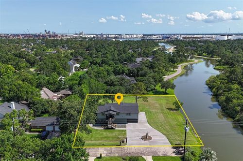 719 Fairfield St, Shoreacres, TX, 77571-7179 | Card Image