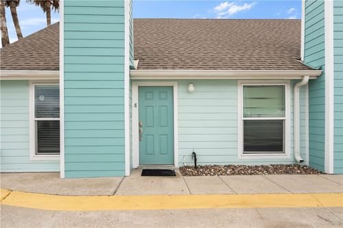a8-15201 Leeward Dr, Corpus Christi, TX, 78418-8016 | Card Image