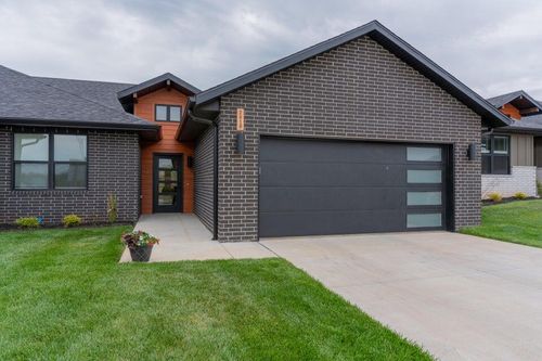 209b-5955 S Farm Road 163, Springfield, MO, 65810-3075 | Card Image