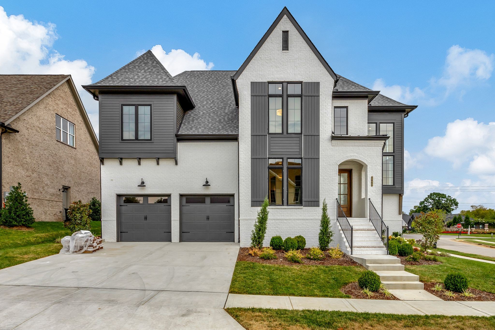 Otterham Dr, Thompsons Station, TN 37179