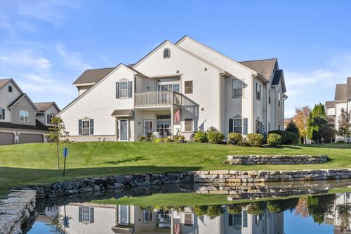 981 Hastings Ct, RACINE, WI, 53406-7007 | Card Image