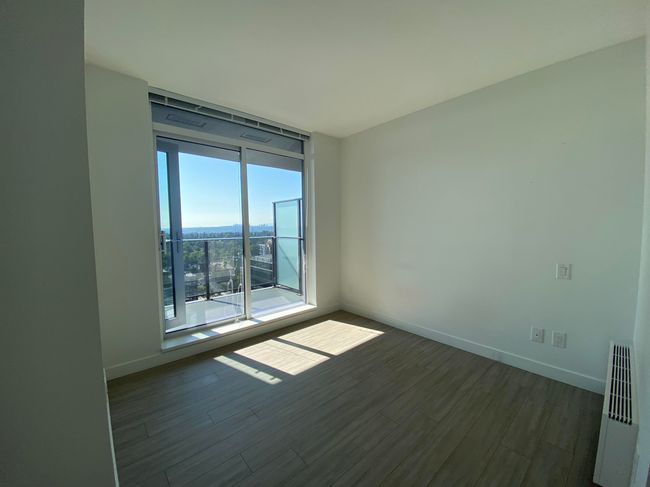 2603 - 13655 Fraser Highway, Condo with 2 bedrooms, 2 bathrooms and 1 parking in Surrey BC | Image 11