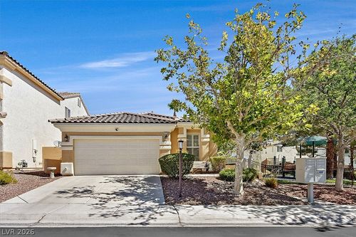 9720 Ravine Ave, Las Vegas, NV, 89117-6903 | Card Image