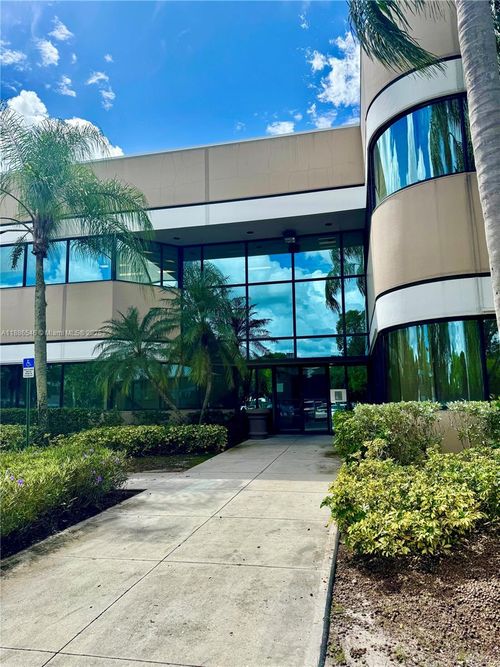 ste-108-440 Sawgrass Corporate Pkwy, Sunrise, FL, 33325-6237 | Card Image