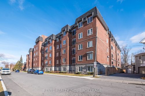 117-501 Frontenac St, Kingston, ON, K7K4L9 | Card Image