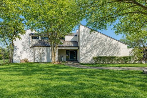 1816 Southpark Dr, Arlington, TX, 76013-4211 | Card Image