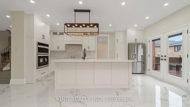 27 Foxmere Rd, House other with 6 bedrooms, 5 bathrooms and 4 parking in Brampton ON | Image 15