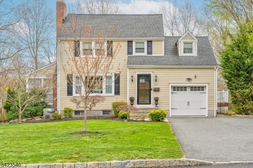 171 Hillside Ave, Chatham, NJ, 07928-1910 | Card Image